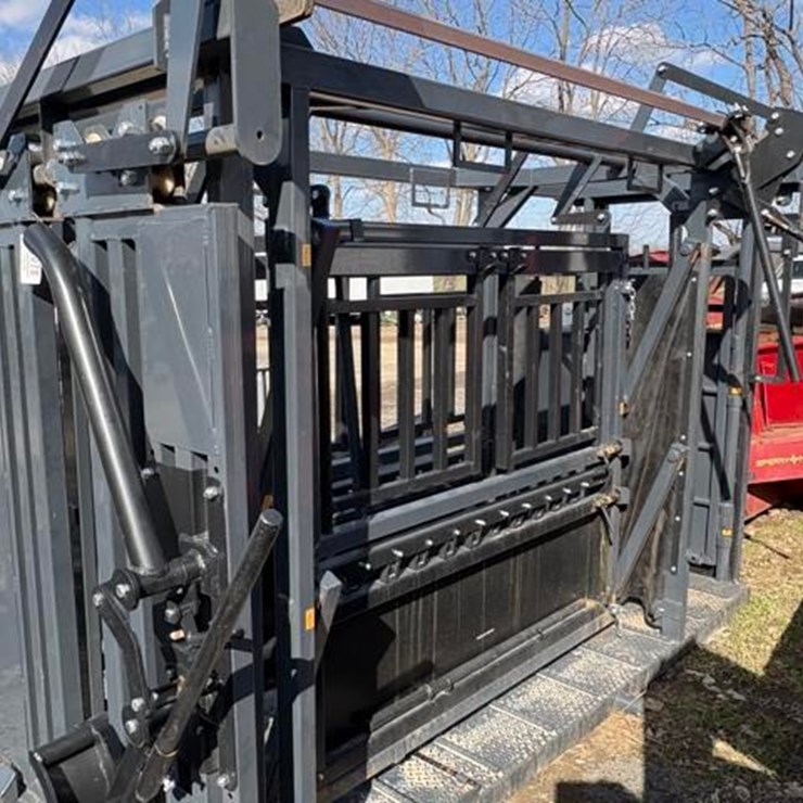 Mechanical Squeeze Chute