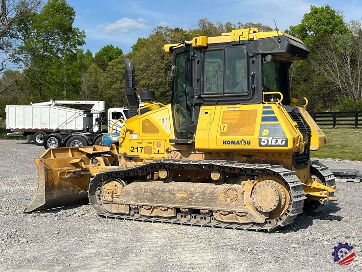 2018-komatsu-d51exi-24-image-3