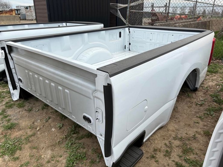 2024-ford-truck-bed-image-3