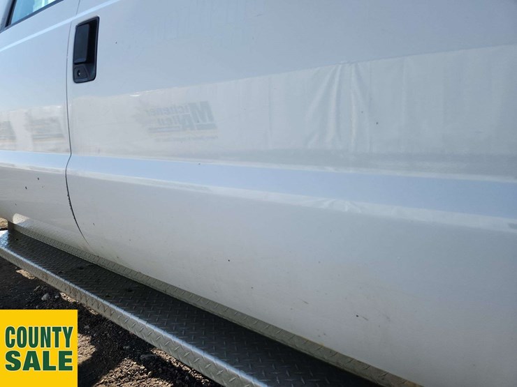 2013-ford-f550-image-55