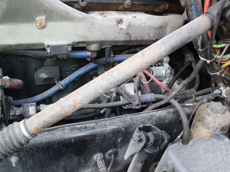 2019-peterbilt-579-image-39