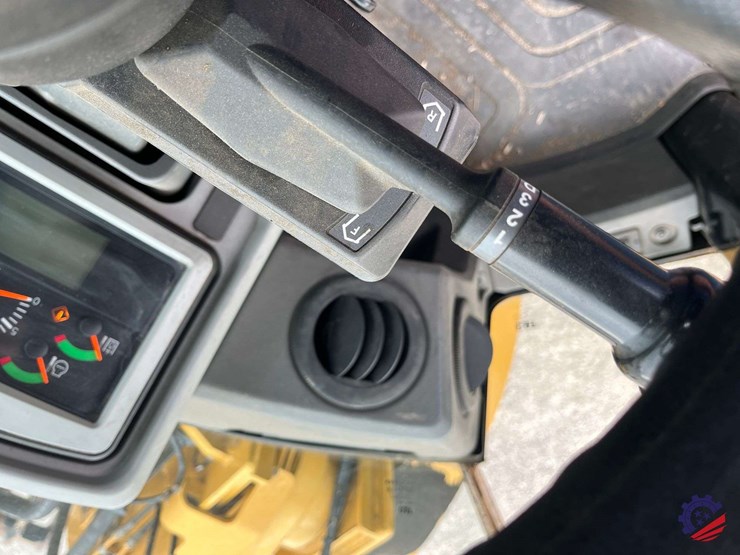 2019-caterpillar-950m-image-97