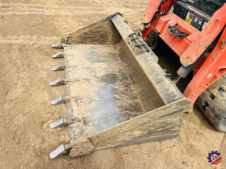 2022-kubota-svl75-2-image-9