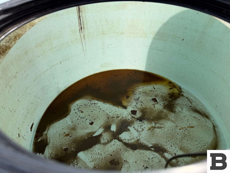 1550-gallon-round-poly-fertilizer-tank-image-6