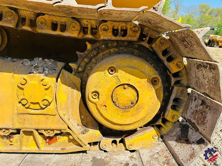 2022-komatsu-d65px-18-image-21
