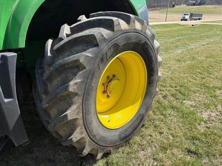 2019-john-deere-9700i-image-17