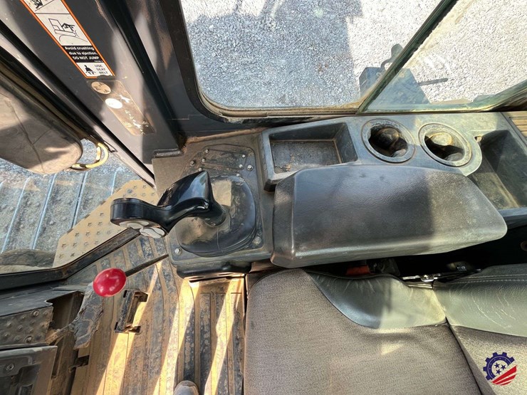 2017-deere-700k-xlt-image-61