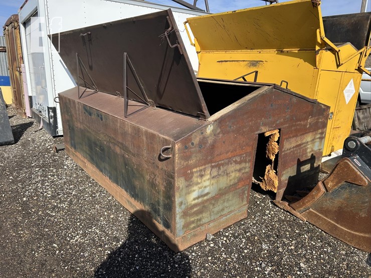 heavy-duty-asphalt-storage-image-1