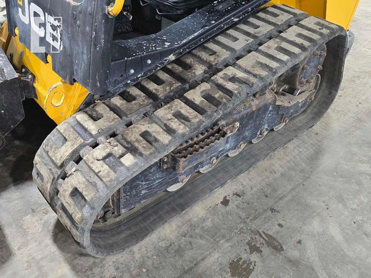 2021-jcb-3ts-8t-image-26