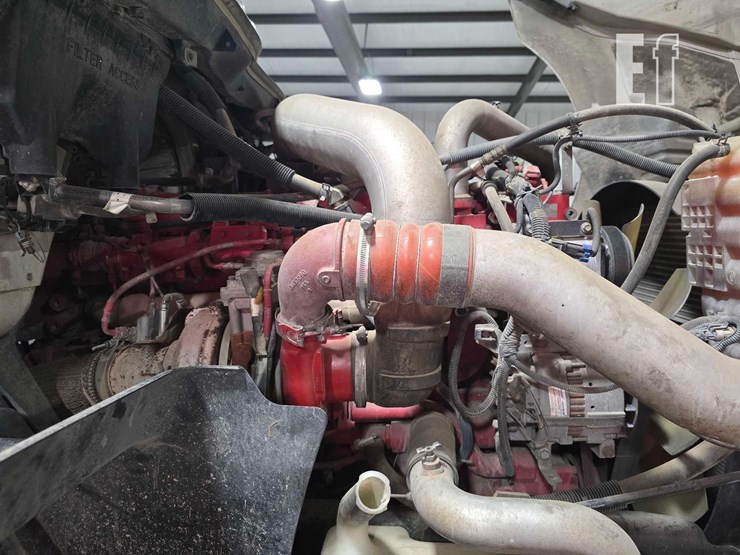 2014-international-prostar-image-19