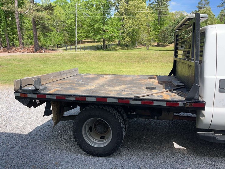 2016-ford-f350-image-15