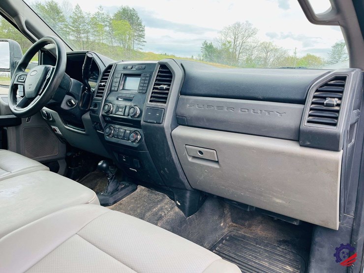 2018-ford-f550-image-58