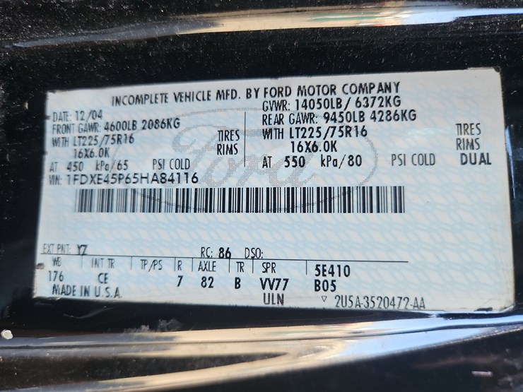 2005-ford-e450-image-35