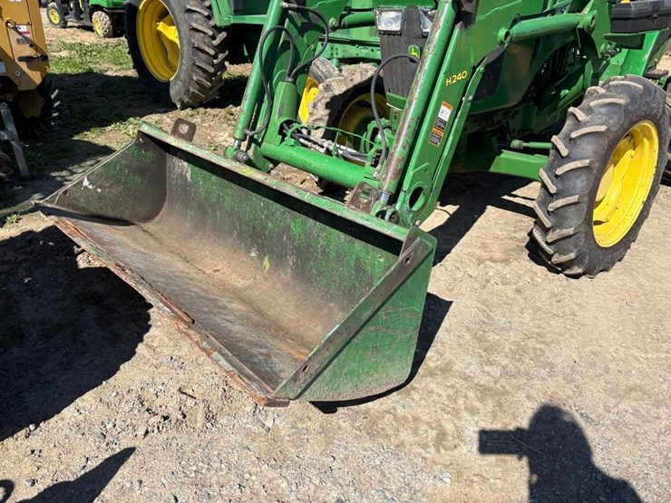 john-deere-5075e-image-4