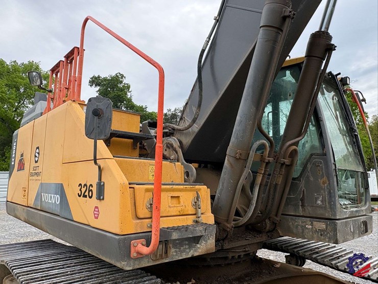 2017-volvo-ec300el-image-60