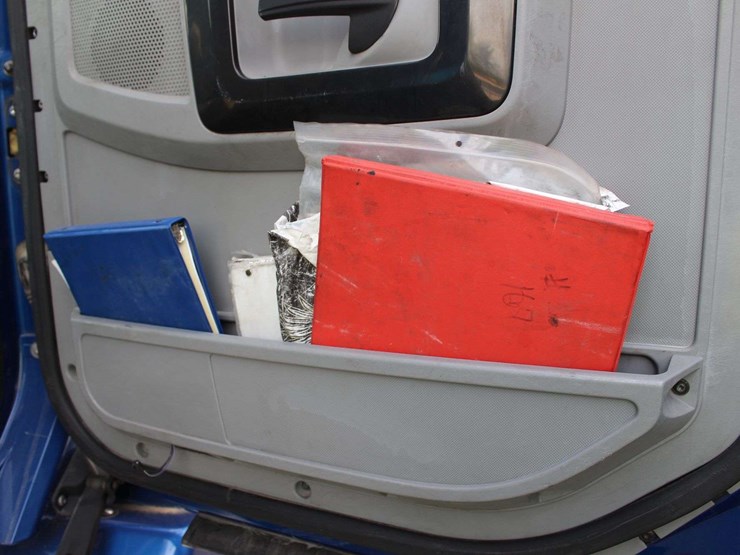 2018-freightliner-semi-3alxa7007jdjt5039-mileage:-does-not-run-image-26