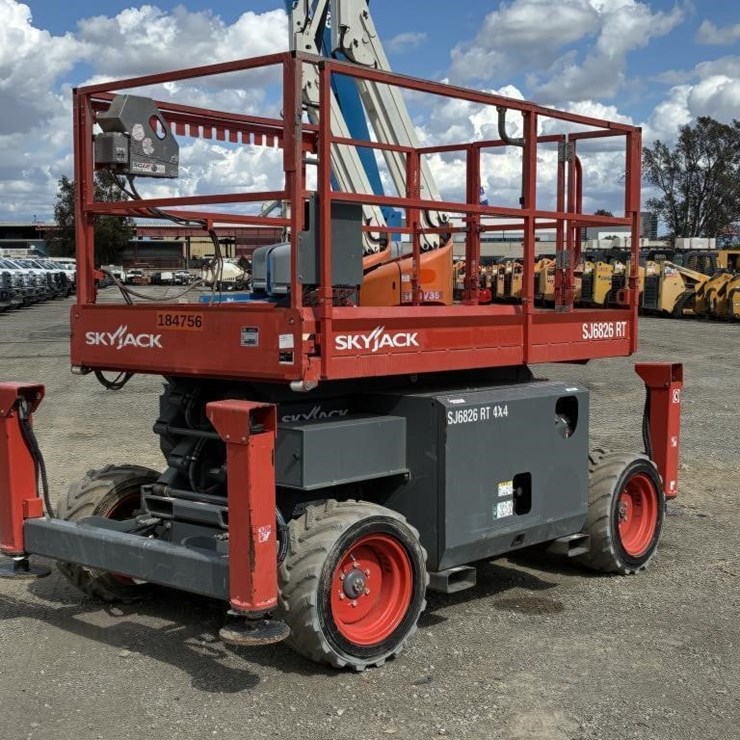 2019 SKYJACK SJ6826RT