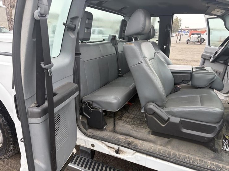 2011-ford-f250-image-11