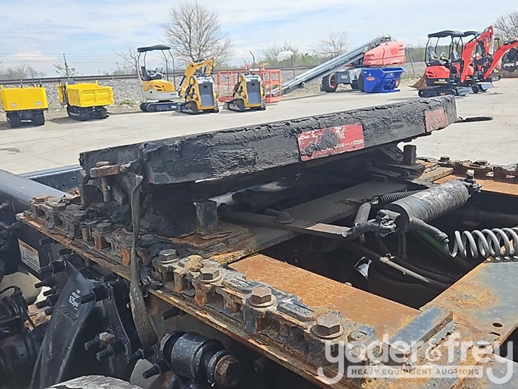 2019-freightliner-cascadia-125-image-21