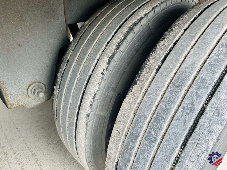 vanguard-53-ft-image-17