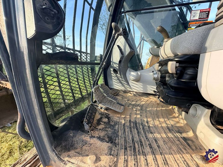 2019-deere-160g-lc-image-86