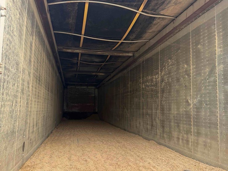 1992-dorsey-walking-floor-image-14