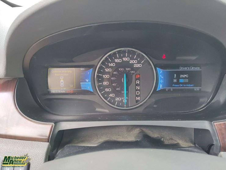 2011-ford-edge-image-19