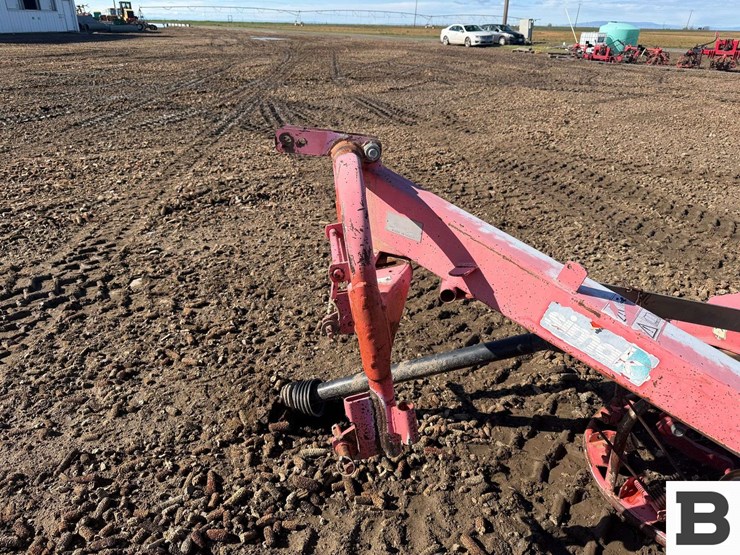 simak-hm-300-tedder-image-13