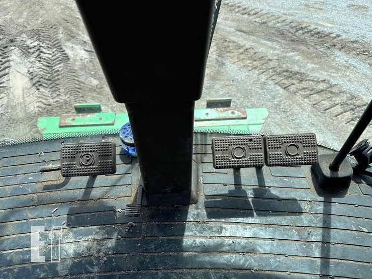 2000-john-deere-9750-sts-image-20