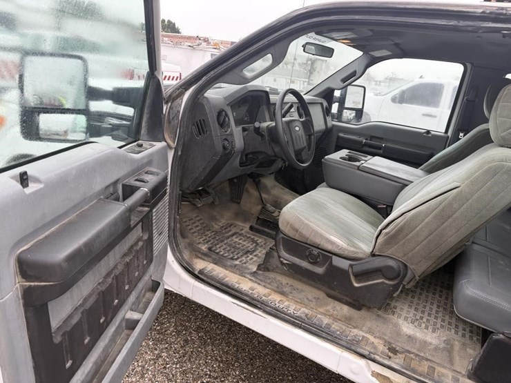 2011-ford-f250-image-12