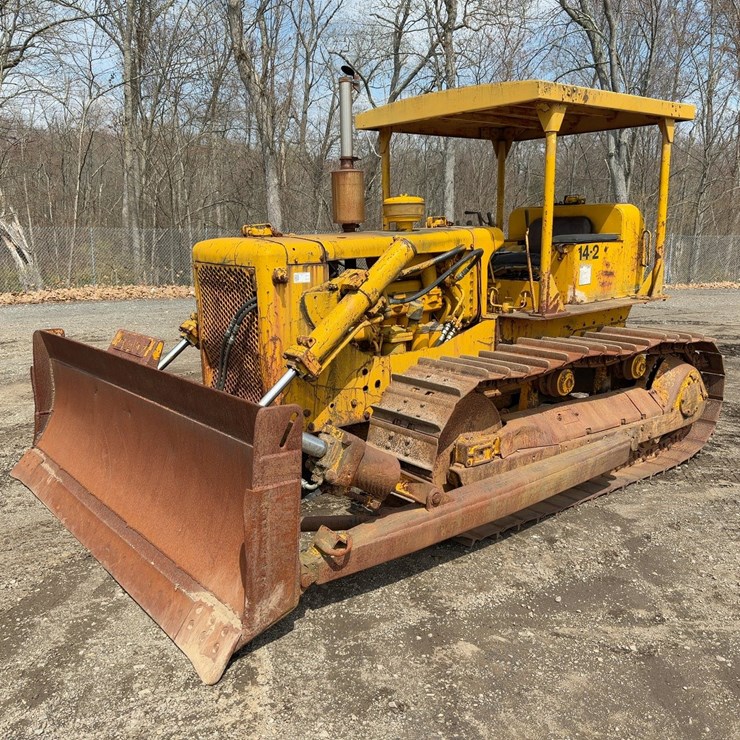 CATERPILLAR D6