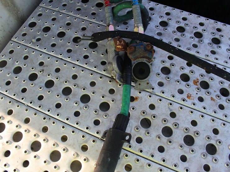 2018-freightliner-glider-3alxfbcg5jdju6490-mileage:-878554-image-6