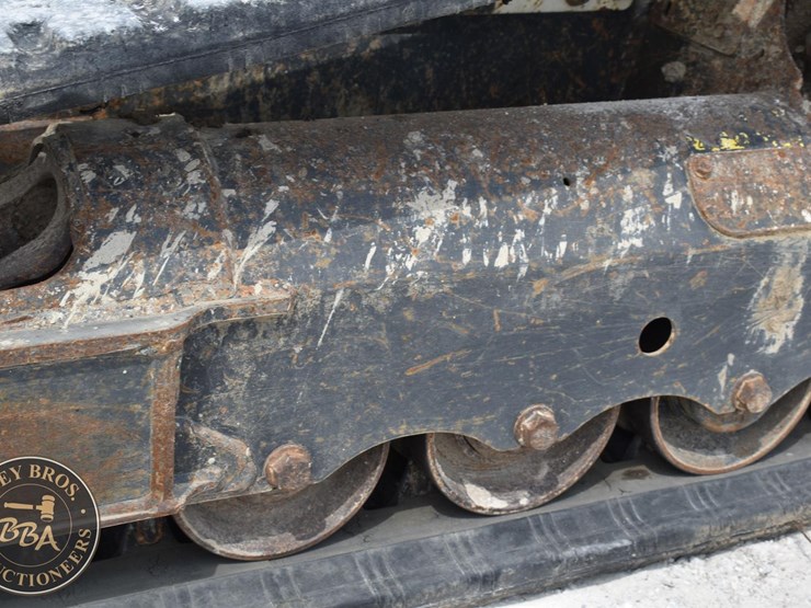 2016-bobcat-t590-image-18