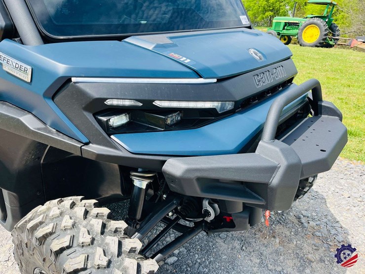2026-can-am-defender-limited-hd11-triple-image-14