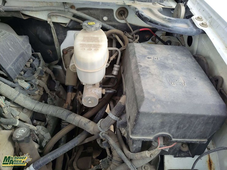 2012-chevrolet-silverado-2500hd-image-25