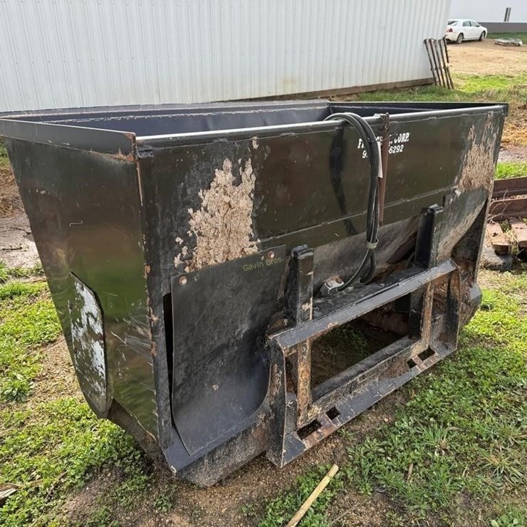 Universal Attach Saw Dust Shooter