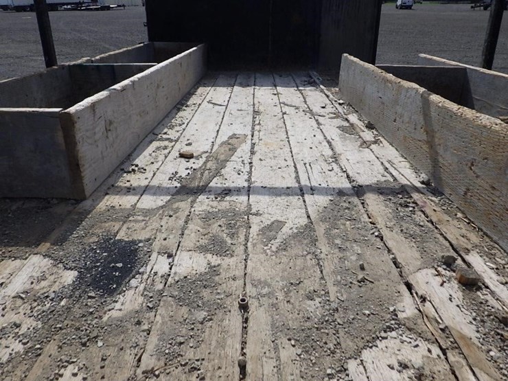 2005-isuzu-nqr-image-9