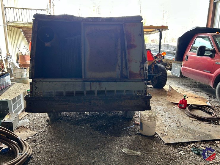 leroi-towable-air-compressor-image-4