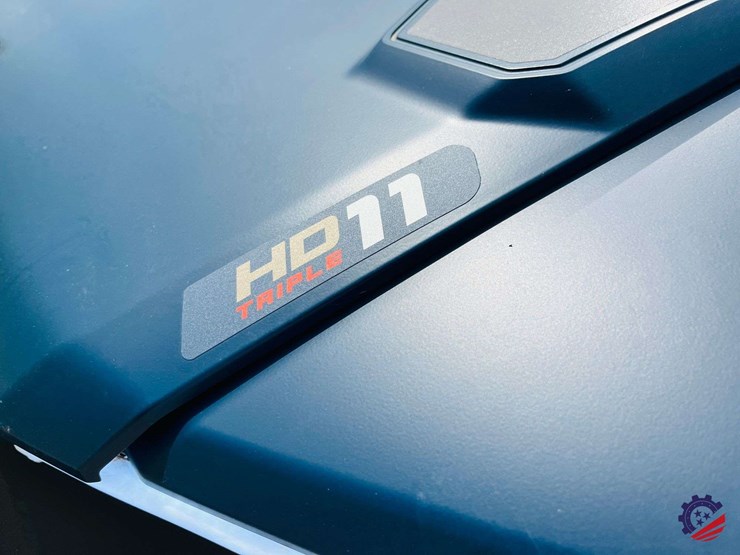 2026-can-am-defender-limited-hd11-triple-image-27