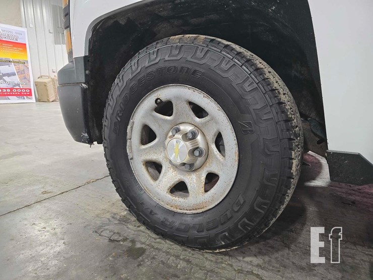 2015-chevrolet-silverado-1500-image-19