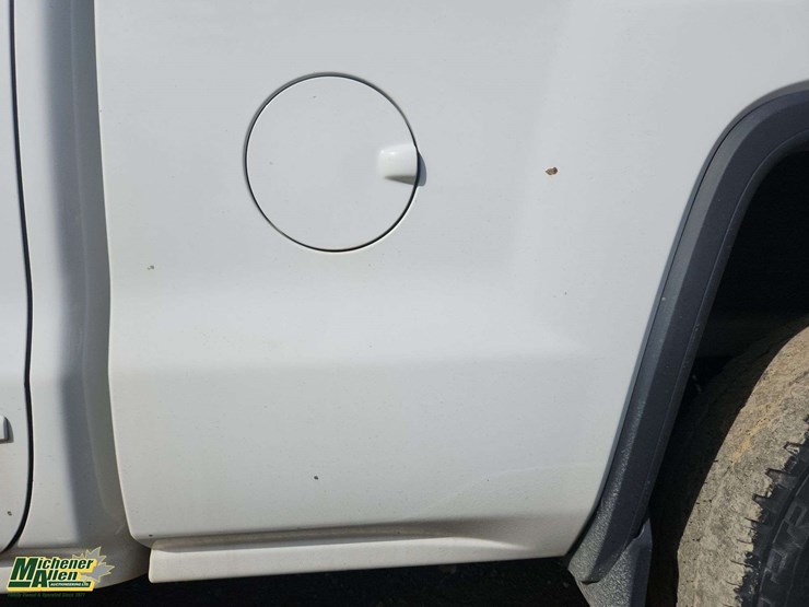 2015-gmc-sierra-1500-image-39