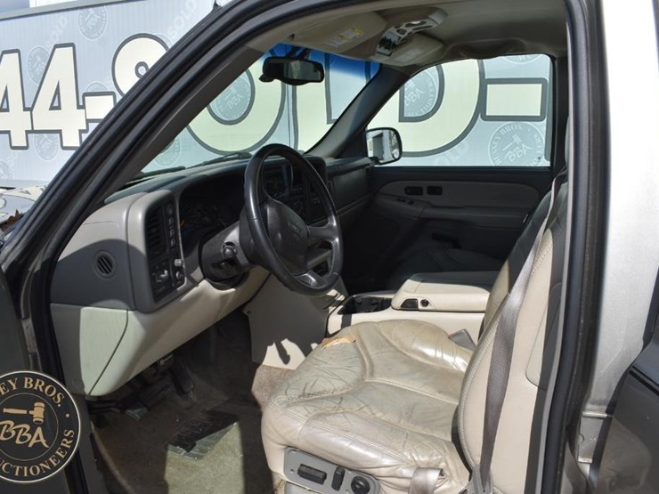 2001-gmc-yukon-xl-image-12