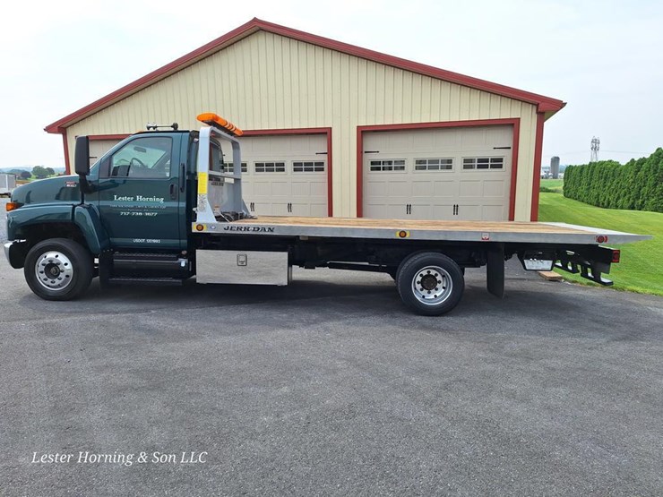 2004-gmc-topkick-image-8