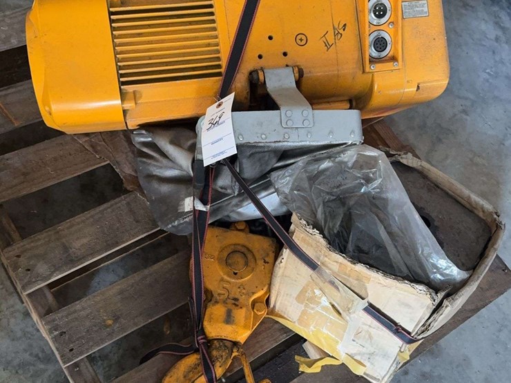 2018-harrington-large-chain-hoist-5-ton-image-3