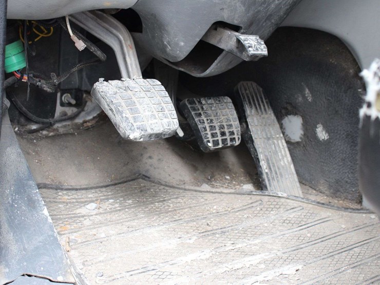 2015-freightliner-columbia-tractor-glider-2015-freightliner-columbia-3alxa7005fdgh5950-mileage:-image-35