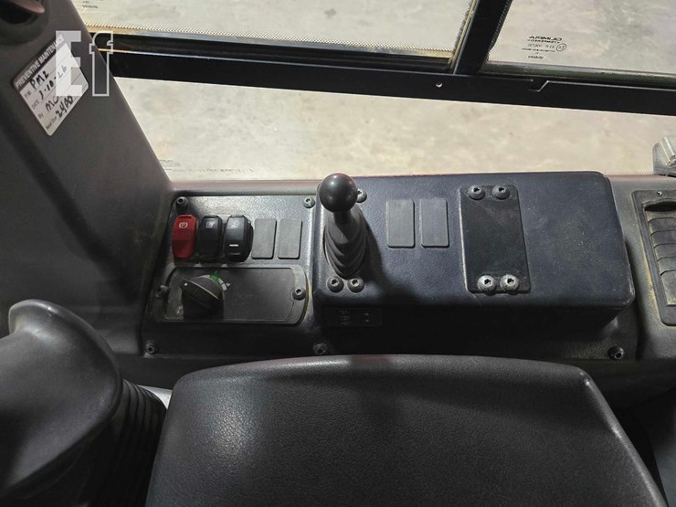 2021-caterpillar-d3-image-21