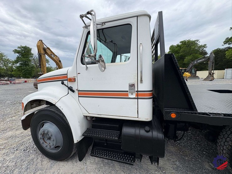 1993-international-4700-image-18