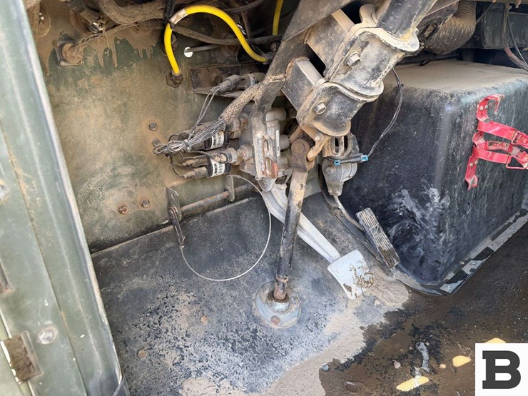 2003-oshkosh-mk23-image-48