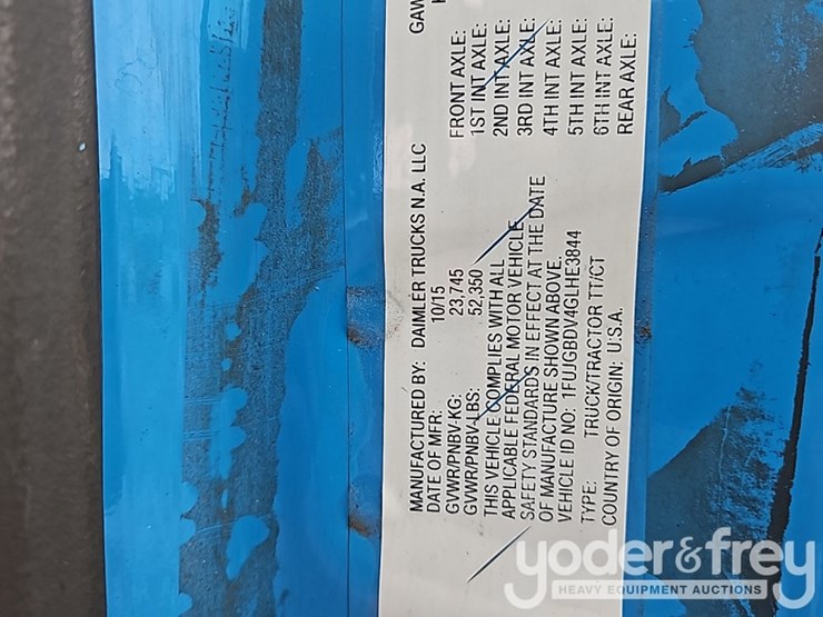 2016-freightliner-cascadia-113-image-35