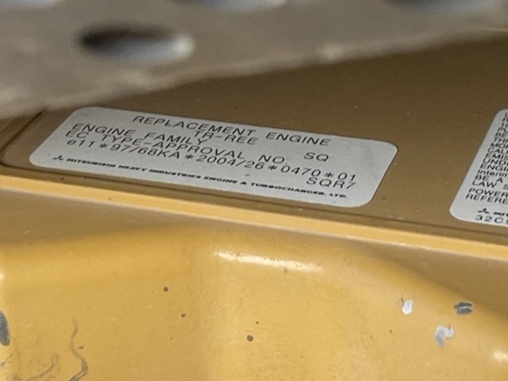 2011-caterpillar-305d-cr-image-24